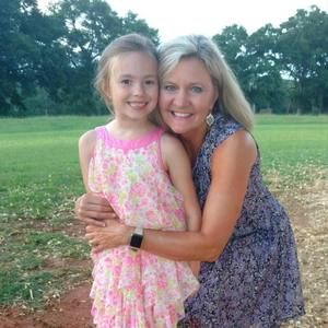 Meet your Posher, Lori